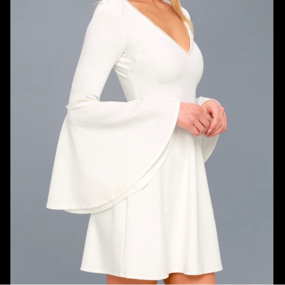 Bell Sleeve Dress Vintage Style